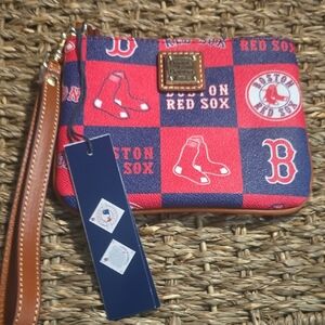 Dooney & Bourke Red and Blue Boston Red Sox Wristlet ♥️